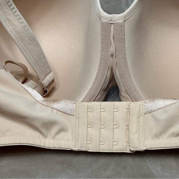 Essential Bodywear Abbie Everyday T-Shirt Bra Buff Beige #6111 Size 42H NWT - Picture 2 of 5